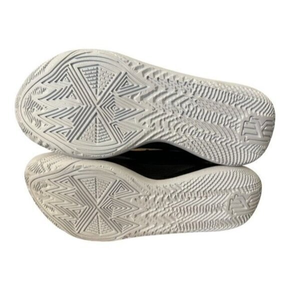 Nike Kyrie‎ Flytrap 6 EP 'Black White' DM1126-001 Men's Size 12 NWOT - Picture 4 of 14